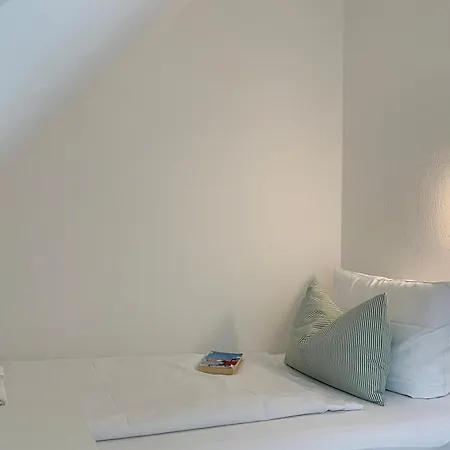 Haus Am Stadtwald Og - Whg 5, Gruenstreifen דירה Wyk auf Föhr